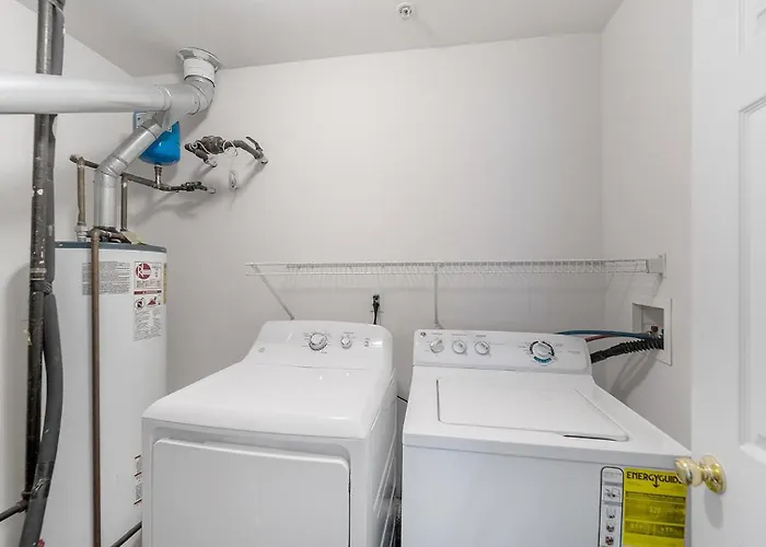 Apartment Landing Incredible 1bd Tennis Court Gym West Dundee