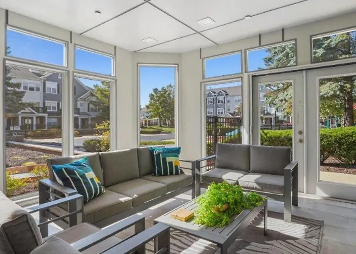 Apartment Landing Incredible 1bd Tennis Court Gym